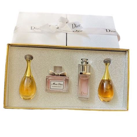 dior mini perfume set|dior perfume set mini price.